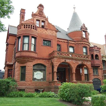 Schuster Mansion Bed & Breakfast Milwaukee Extérieur photo